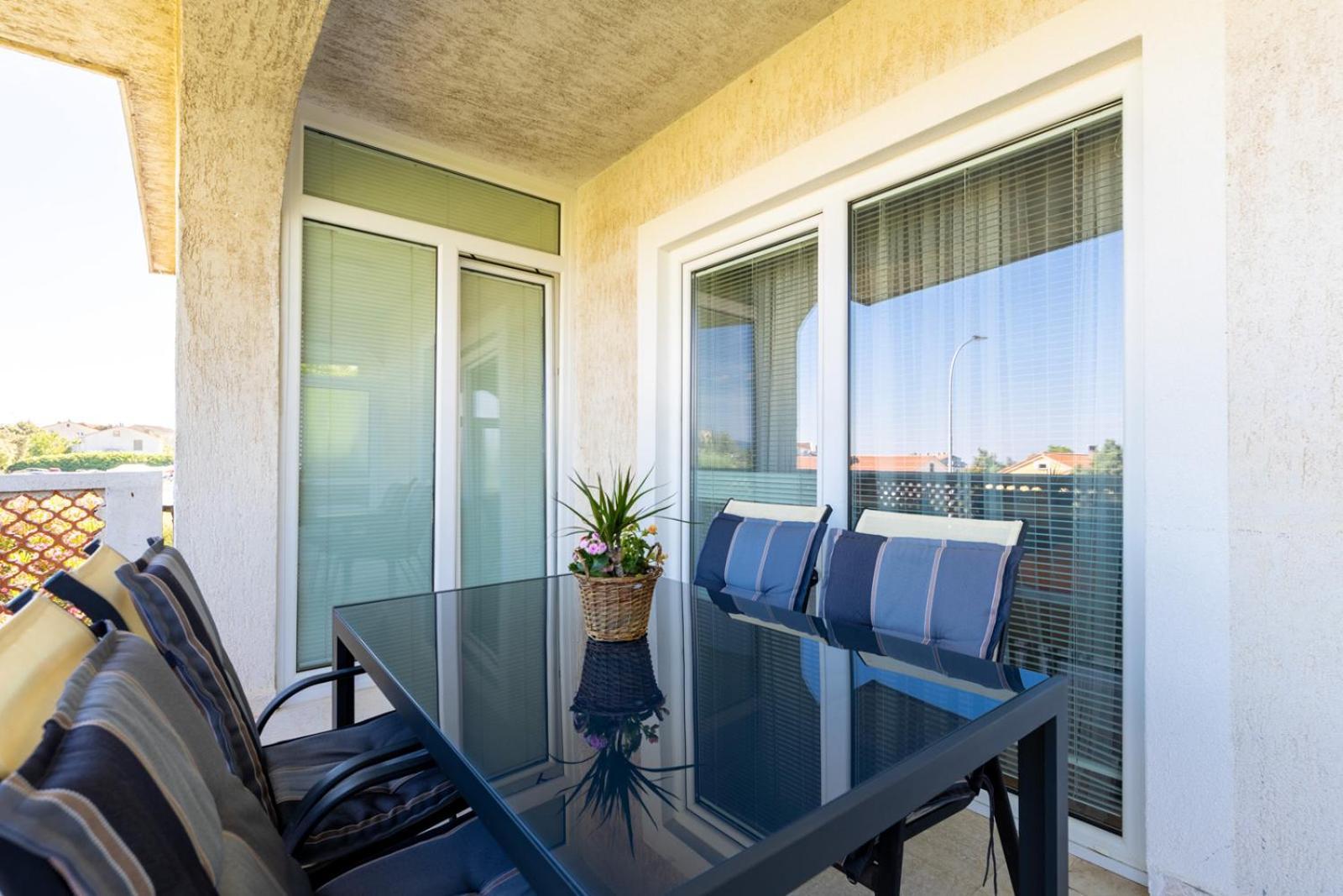 Apartment Meri Đảo Krk Ngoại thất bức ảnh