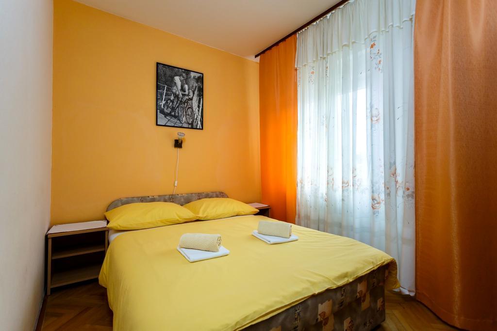 Apartment Meri Đảo Krk Ngoại thất bức ảnh