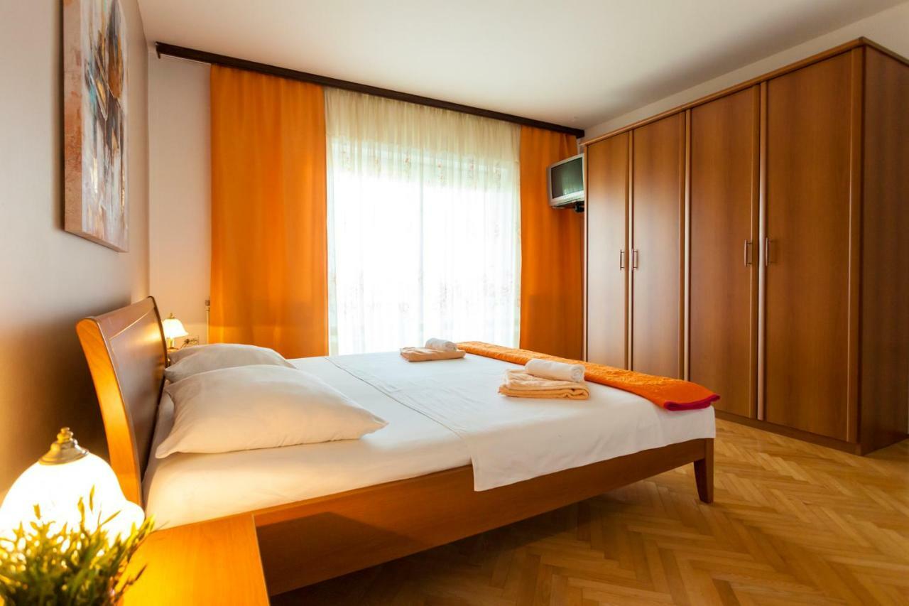 Apartment Meri Đảo Krk Ngoại thất bức ảnh